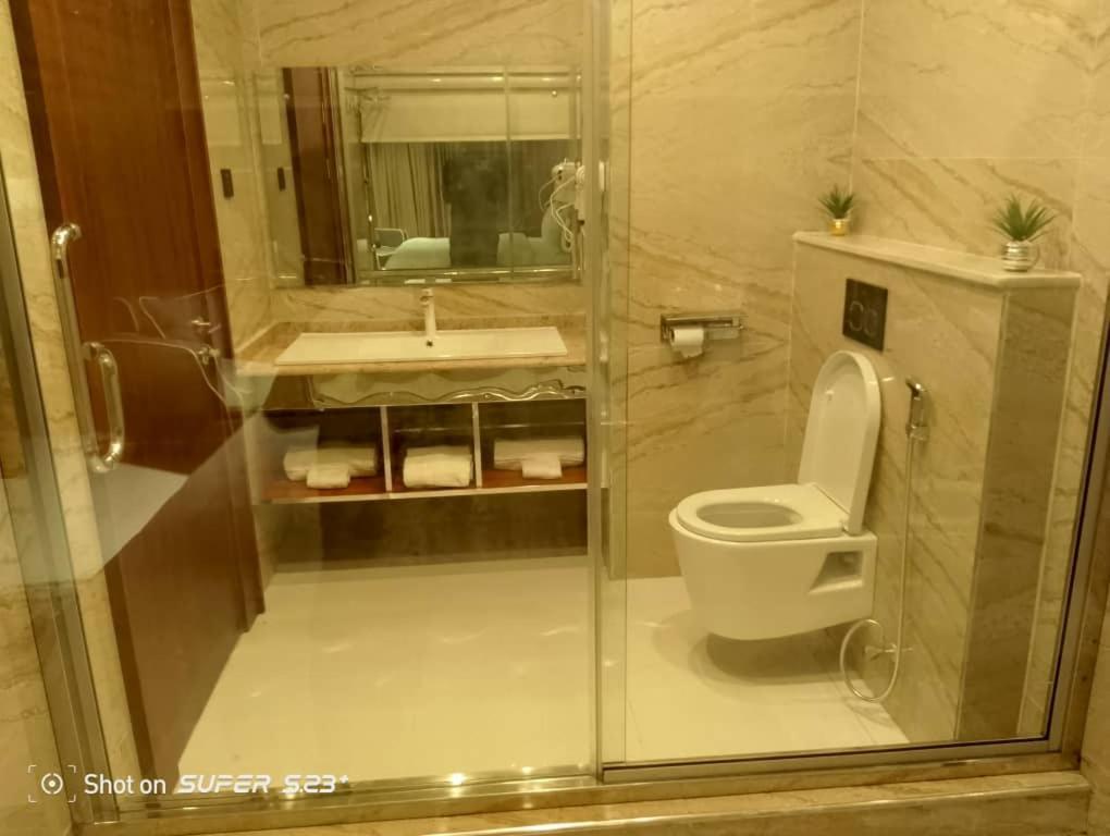 Boulevard Owerri Hotel エクステリア 写真